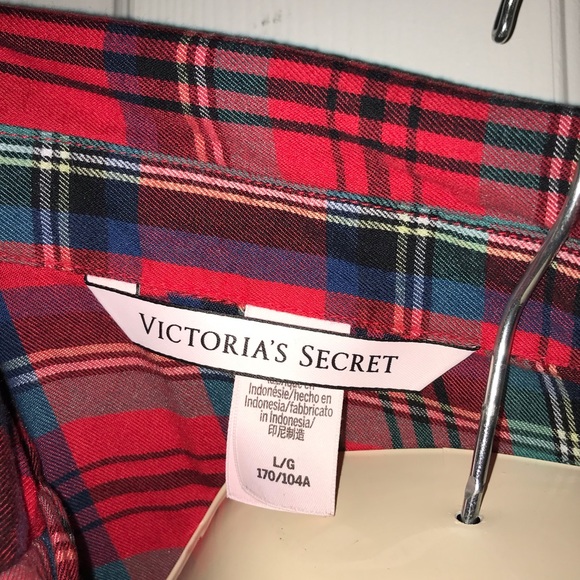 Victoria’s Secret L Plaid Button Down Top - Picture 5 of 7